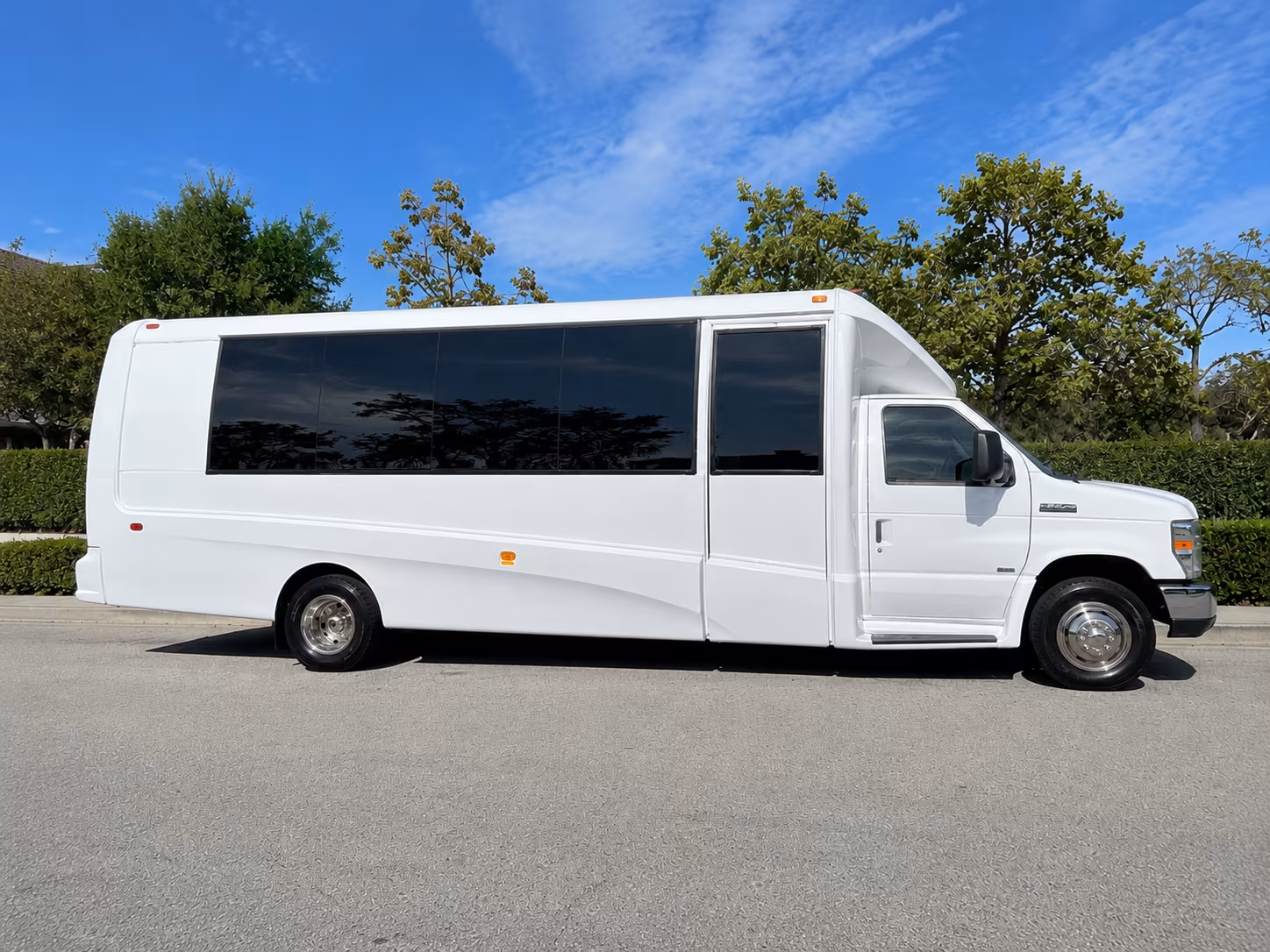 Fayetteville Wedding Transportation & Shuttle Service