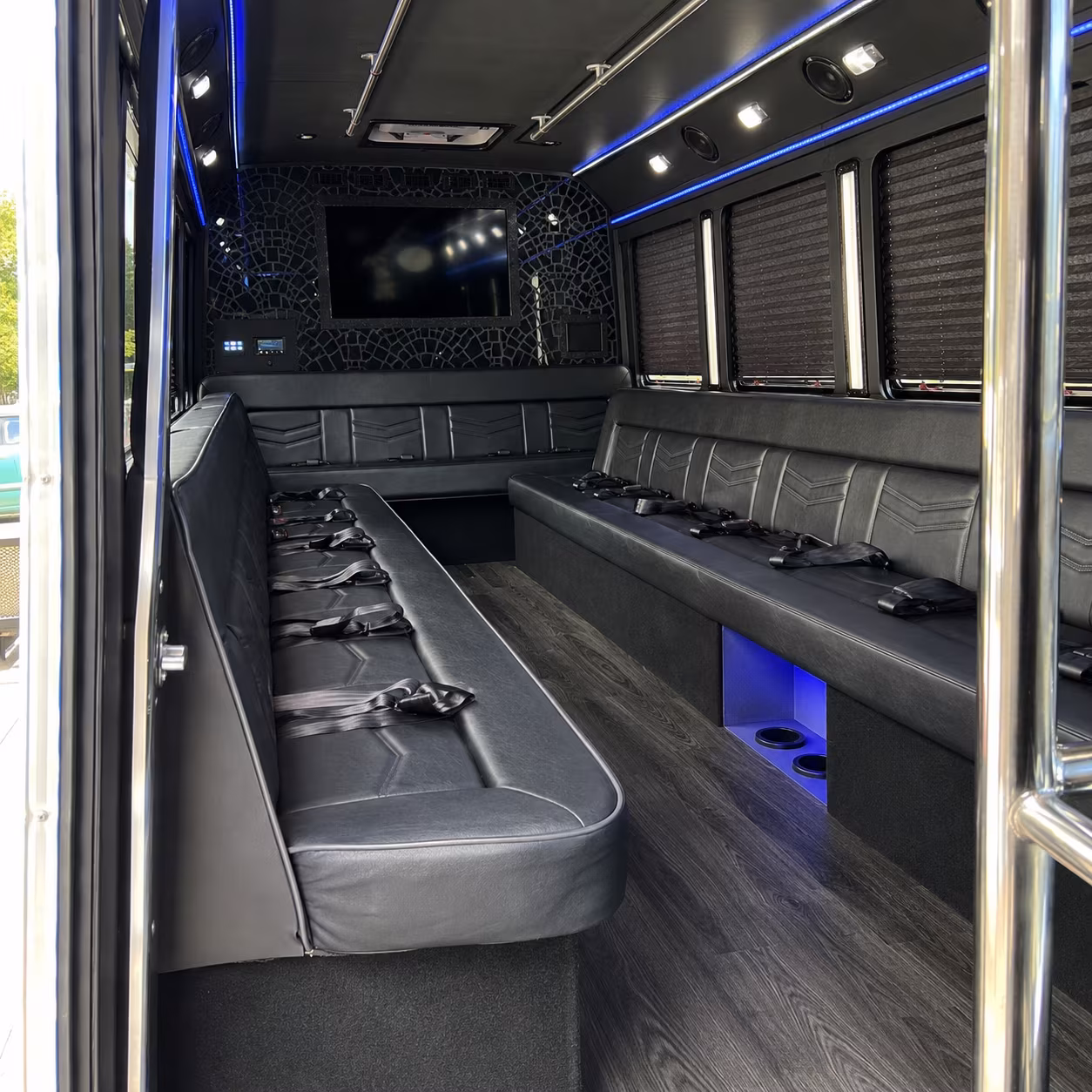 Little Rock Winery Tour & Pub Crawl Transportation party bus interior